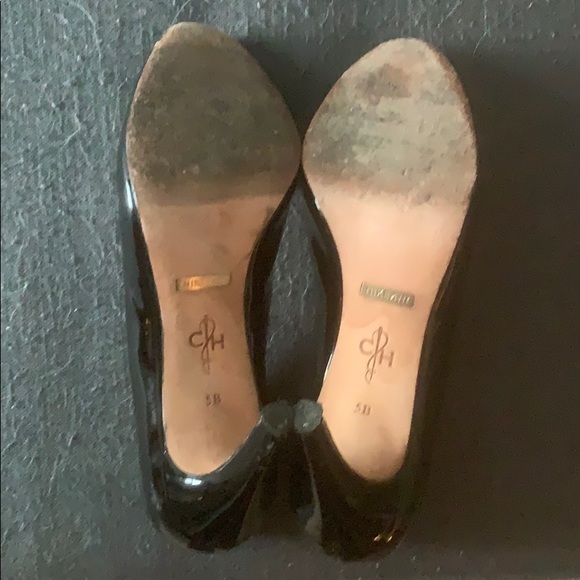 Cole Haan black patent leather pumps size 5 - Picture 3 of 4